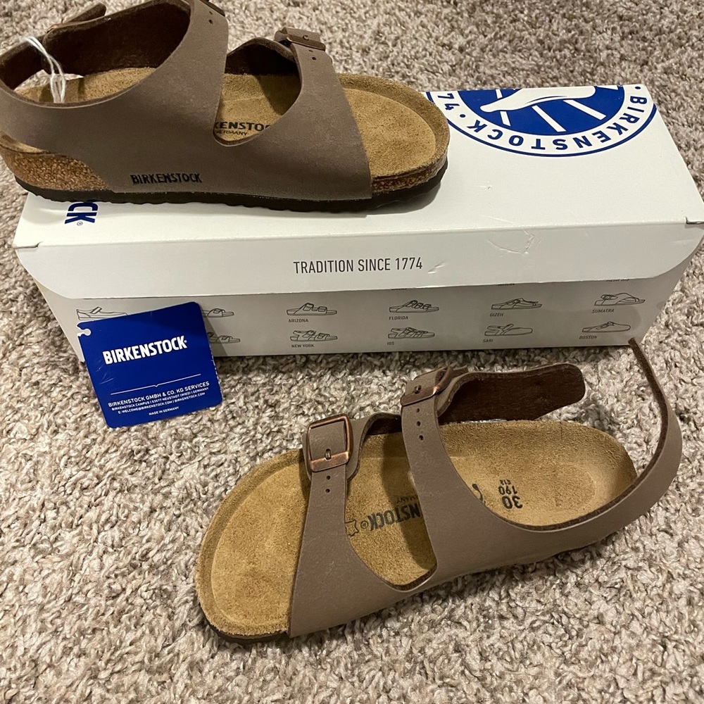 NIB Birkenstock Kids Sandal size 12